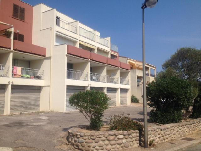 Appartement Vue Mer Et Montagne Calvi  Exterior photo